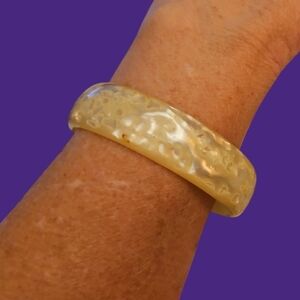 Vintage Mother of Pearl Lucite Bangle Bracelet